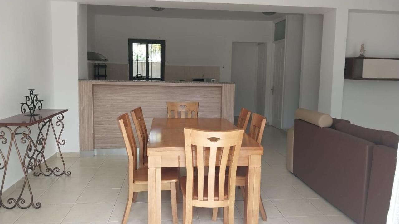 Villa John Flic en Flac Luaran gambar